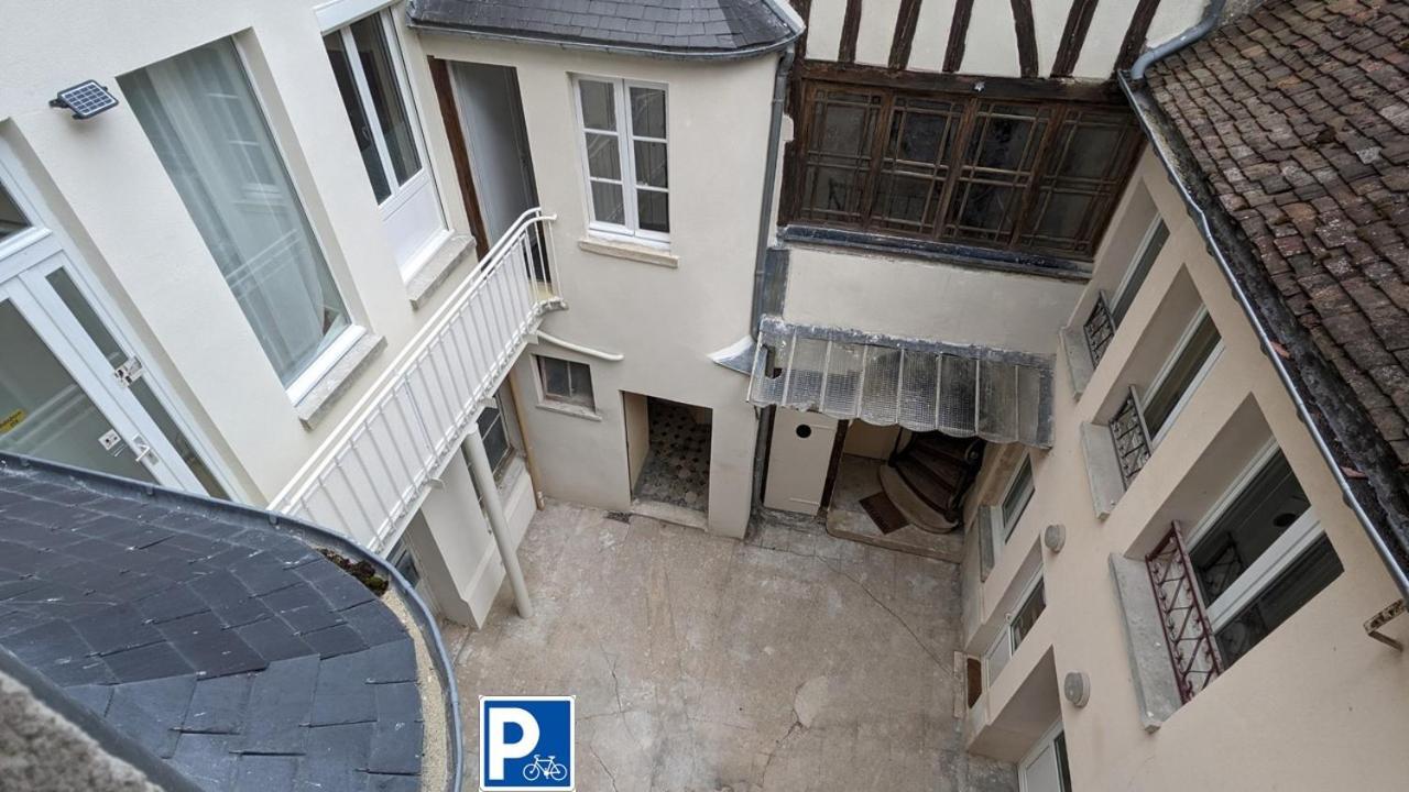 3 Appartements Premium Au Pied De La Cathedrale - Hypercentre Sens Exterior photo