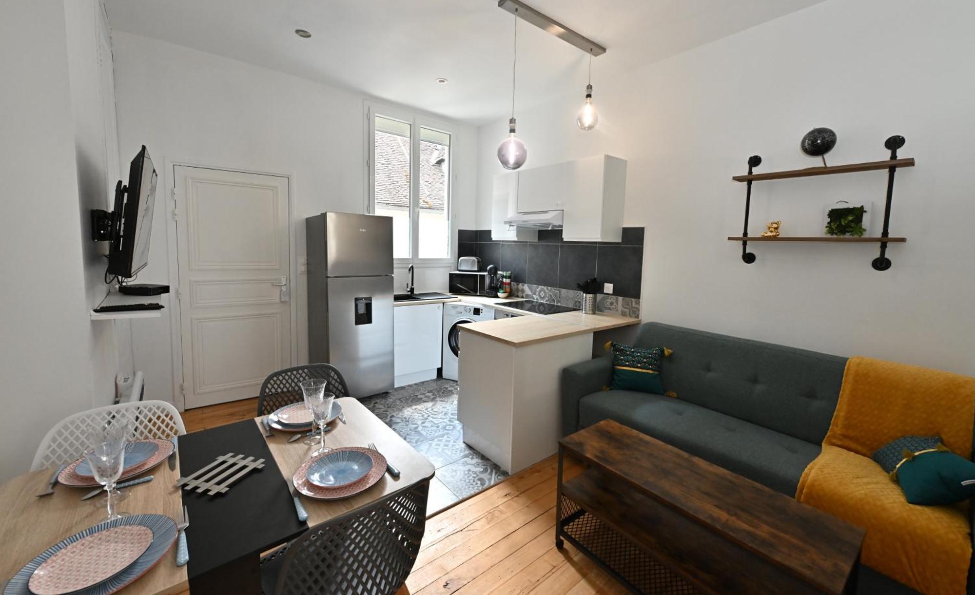3 Appartements Premium Au Pied De La Cathedrale - Hypercentre Sens Exterior photo